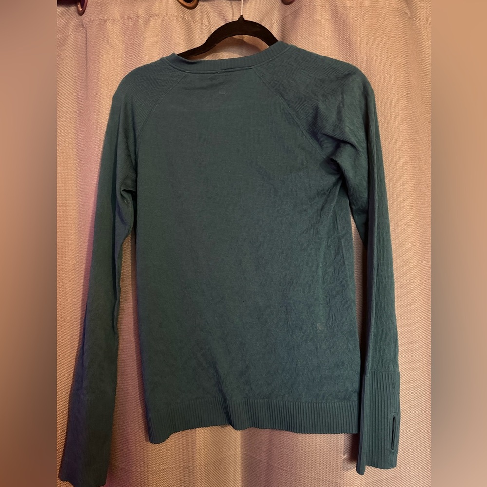 Lululemon Women’s Long Sleeve Top